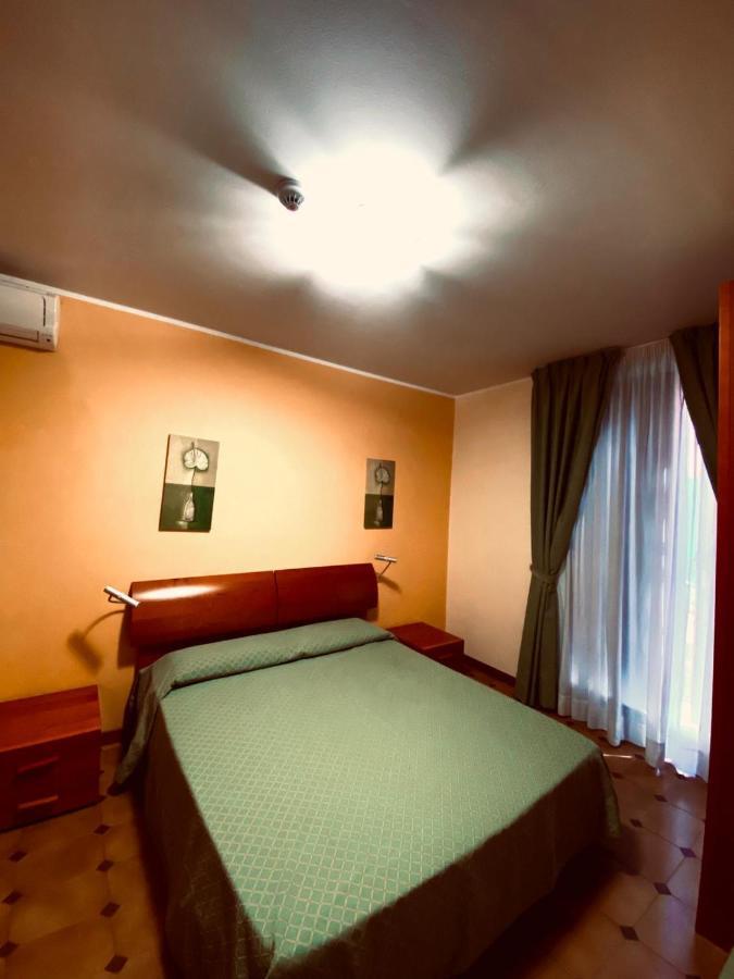 레조디칼라브리아 L'Aurora B&B 외부 사진